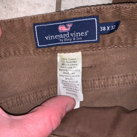 Vineyard Vines 5 Pocket Corduroy Pant - Picture 2 of 5